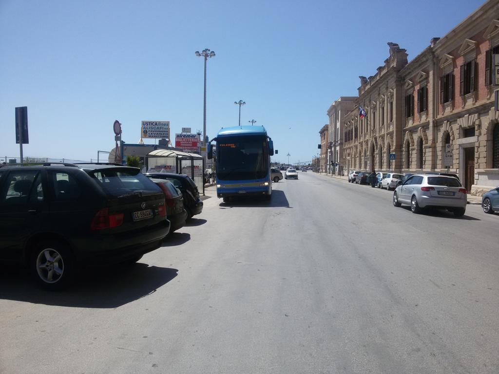 Almaran B&B Trapani Port & City Kültér fotó