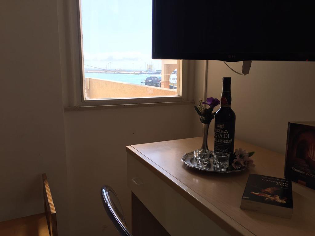 Almaran B&B Trapani Port & City Kültér fotó