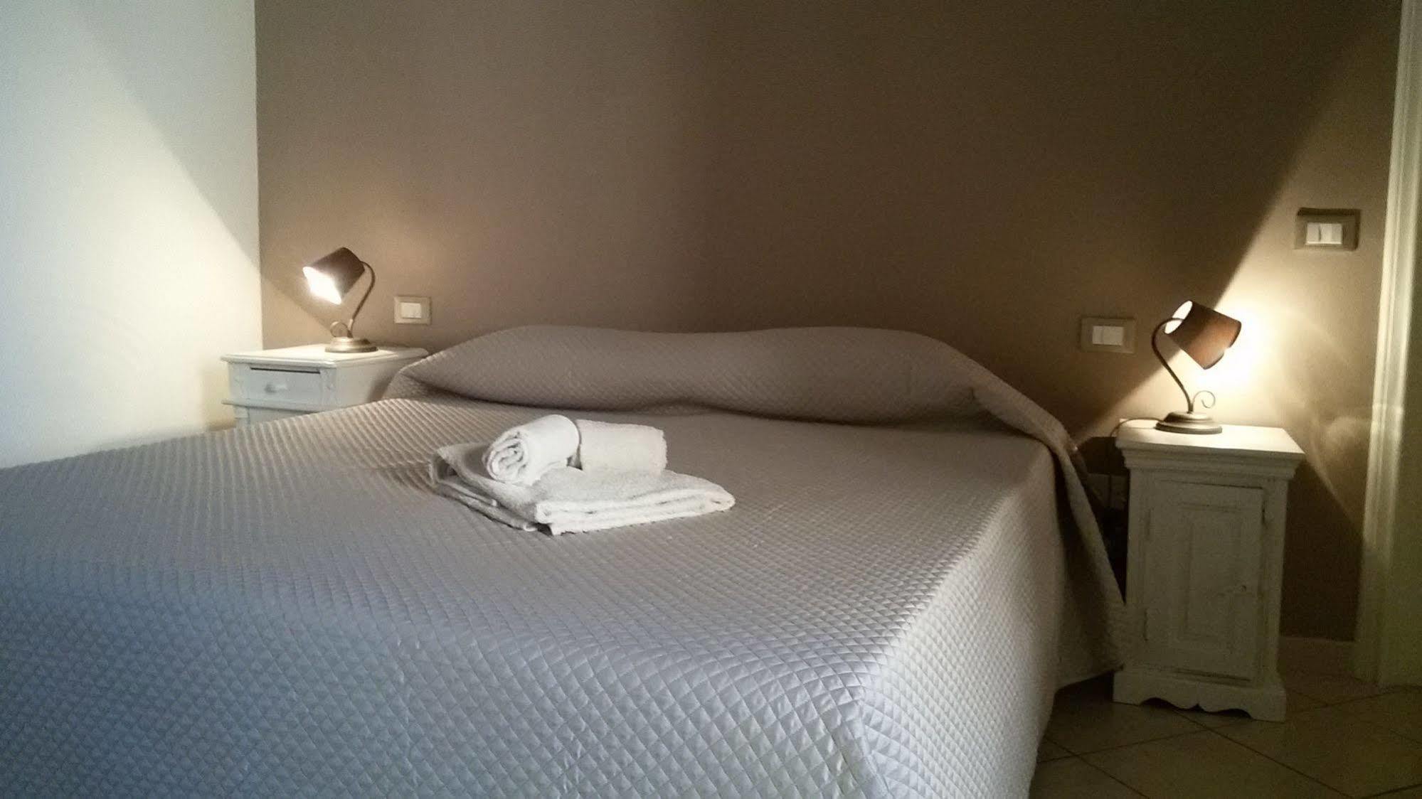 Almaran B&B Trapani Port & City Kültér fotó